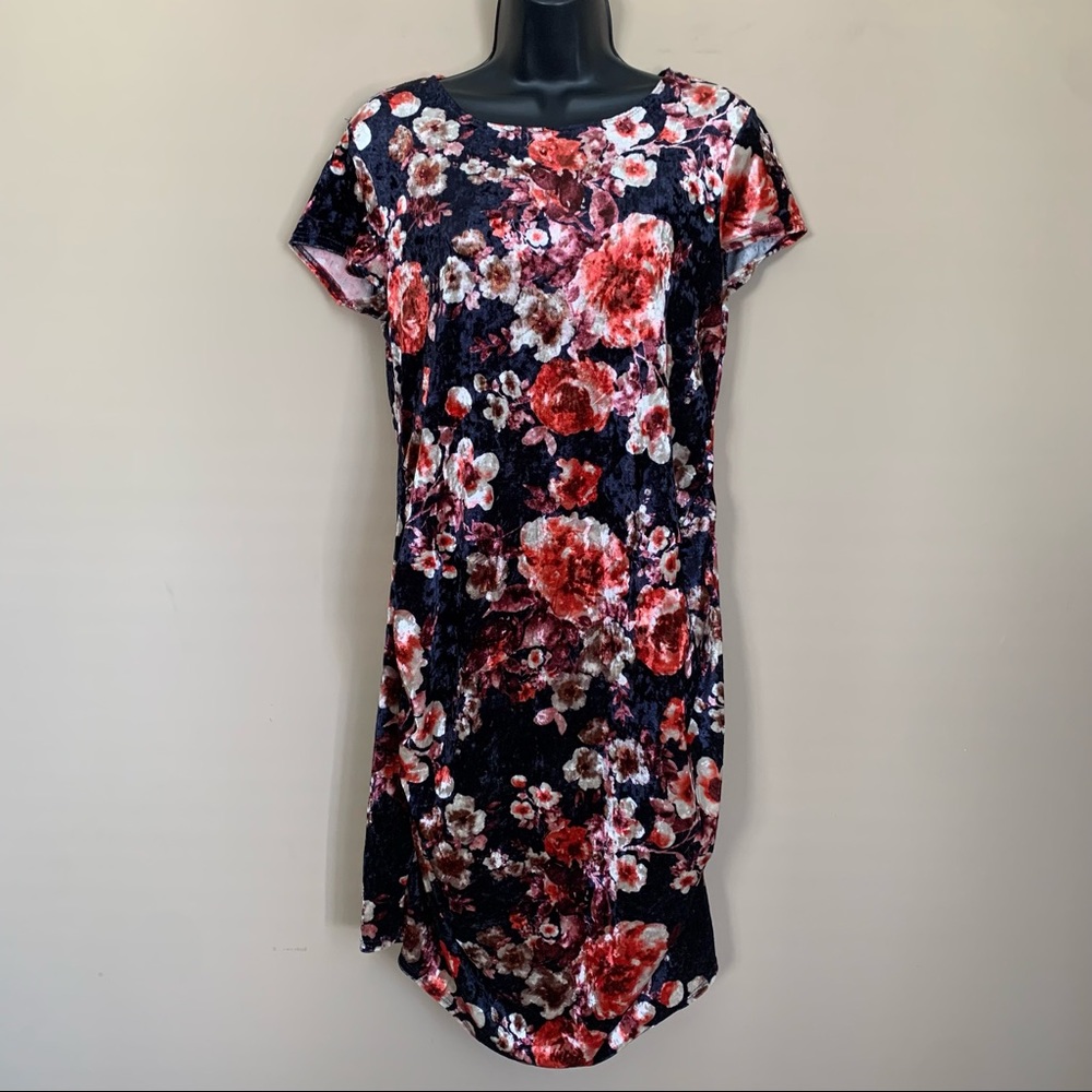 Coming Soon Maternity Navy Blue Crushed Velvet Floral Short Sleeve Dress